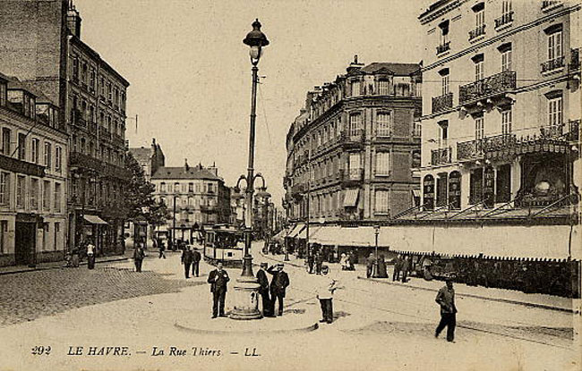 Le carrefour Thiers vers 1900, carte postale