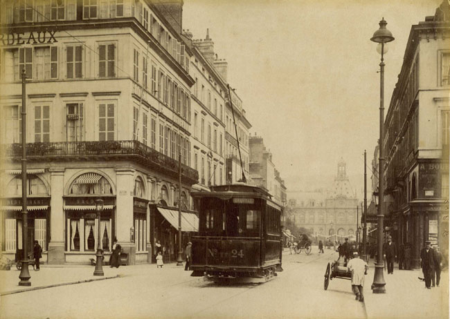 Vue du tramway, rue de Paris dans les années 1900